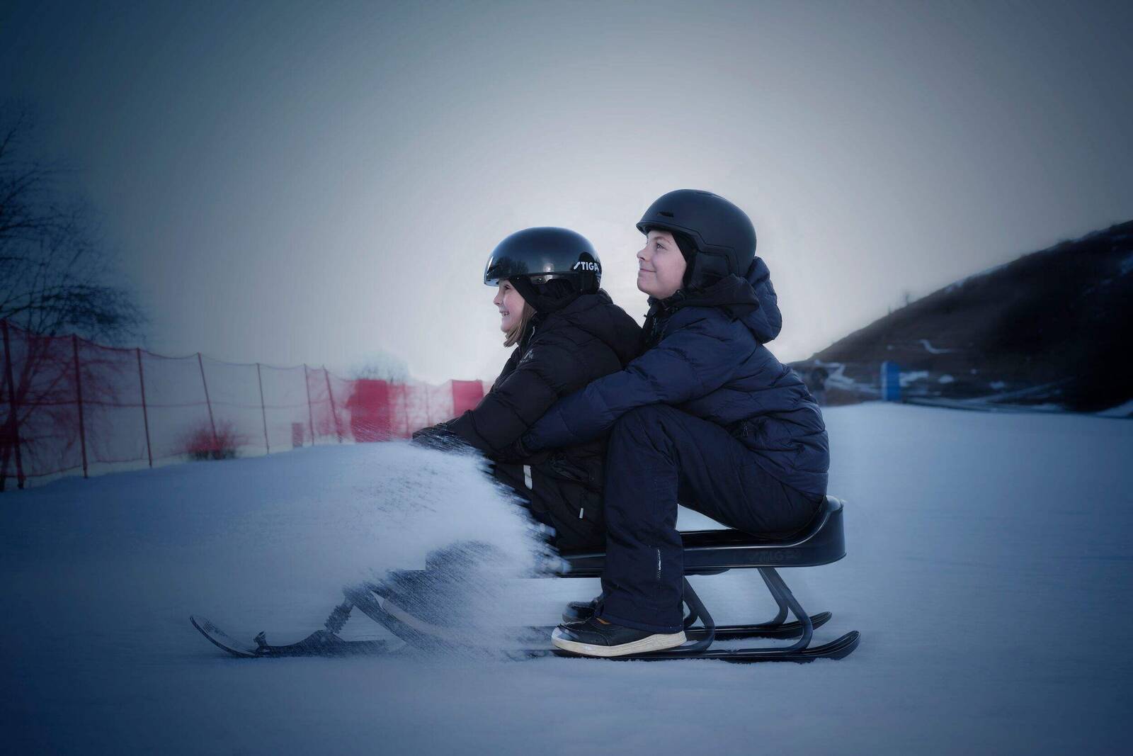 Stiga Lenkschlitten » Snowracer King Size GT « Schwarz, 2-Sitzer