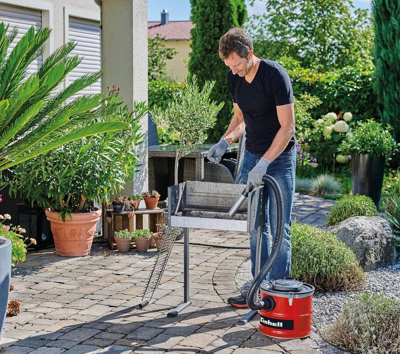 Einhell Aschesauger » TC-AV 1830 D « 170 mbar, 800 Watt, Metall, 18 l
