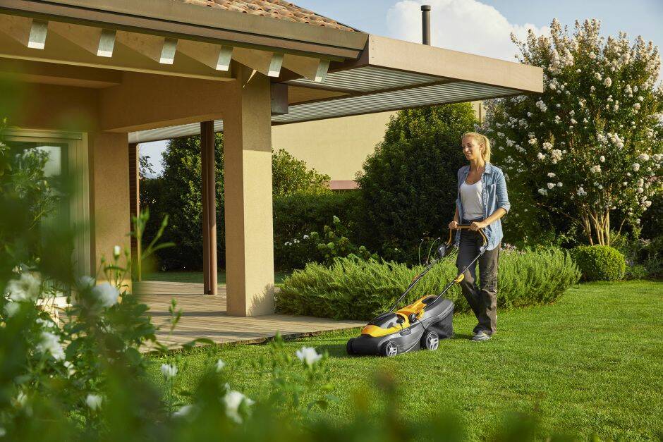 Stiga Akku-Rasenmäher » Collector 136 AE Kit « inkl. Akkus & Ladegerät