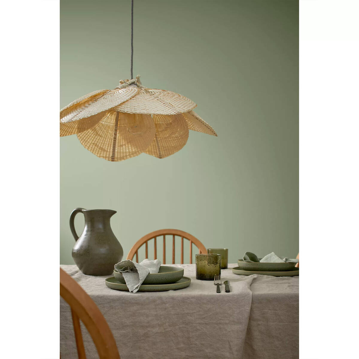 Alpina Pure Farben » Eukalyptusgrün « 2,5 l, Wand- und Deckenfarbe