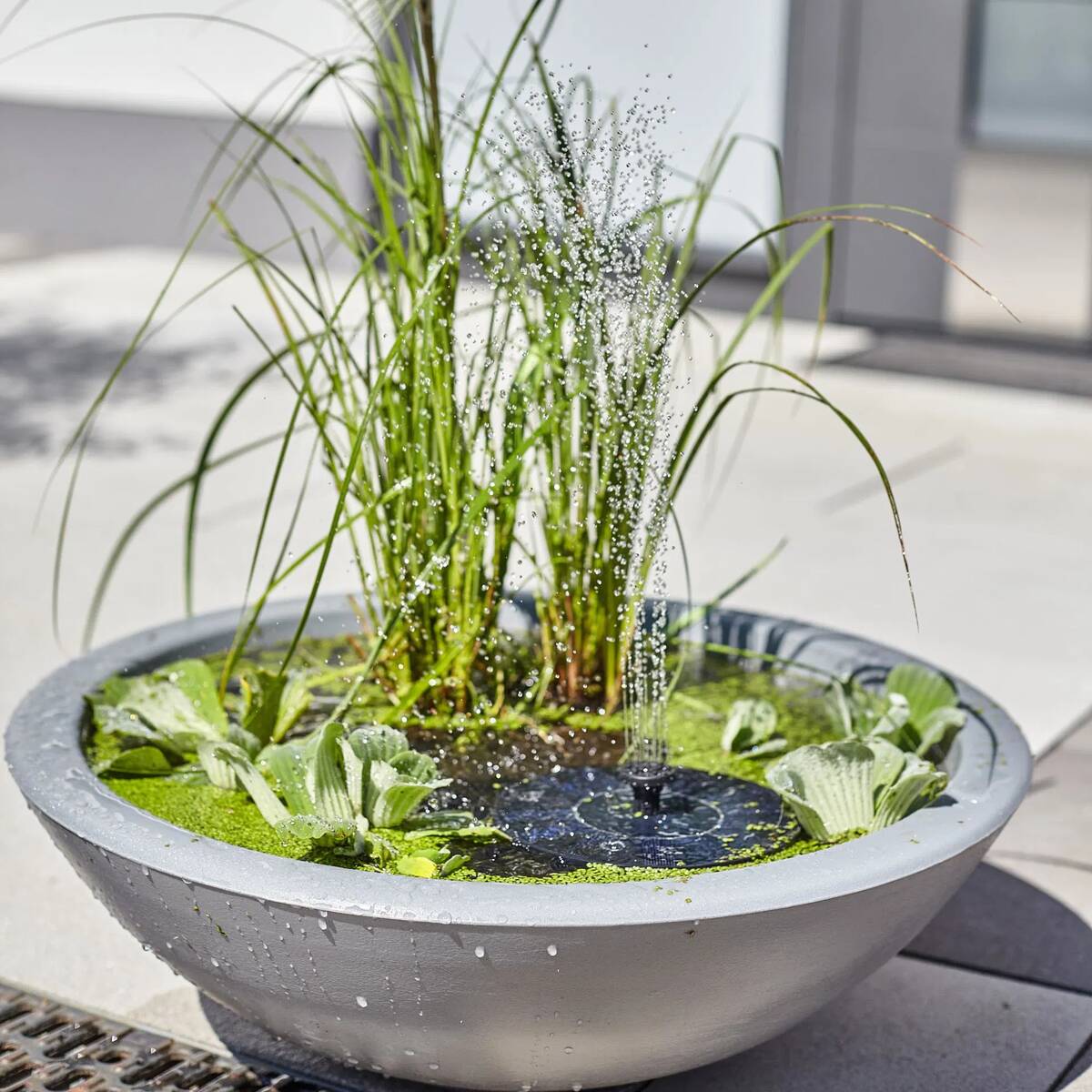 Heissner Wassergarten » Lotusgarden « Grau, inkl. Solarpumpe