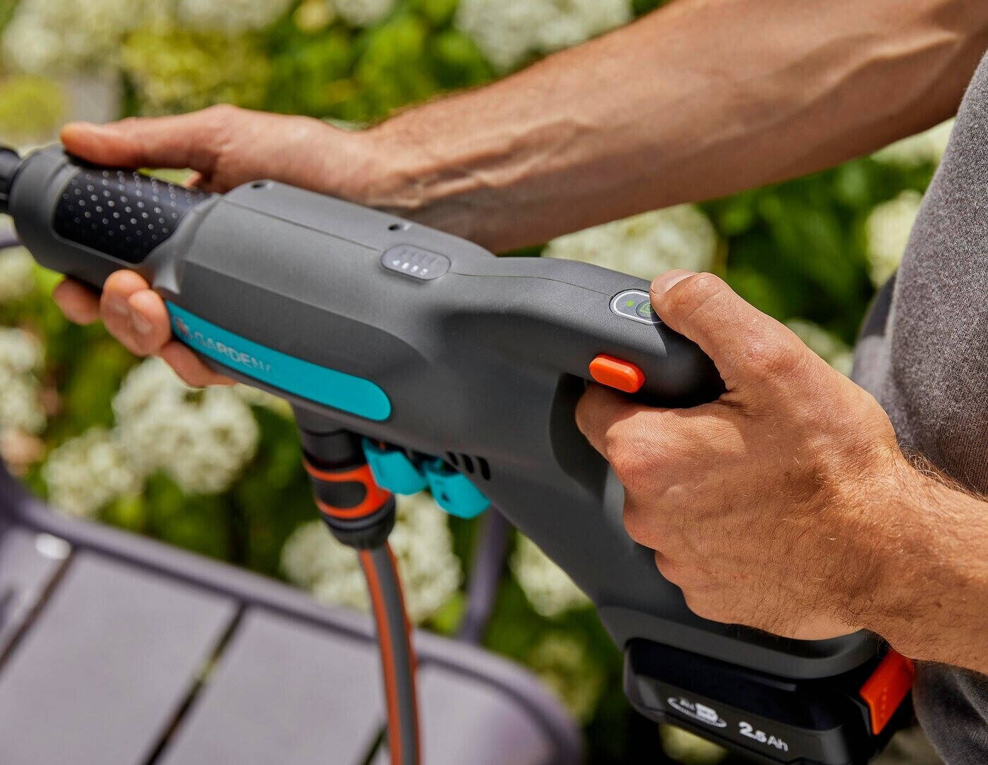 Gardena Akku-Mitteldruckreiniger » AquaClean 24/18V P4A « viel Zubehör