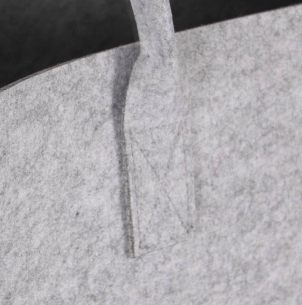 Kaminholztasche grau aus Filzstoff 5 mm mit 2 Tragegriffen 50x34x27 cm