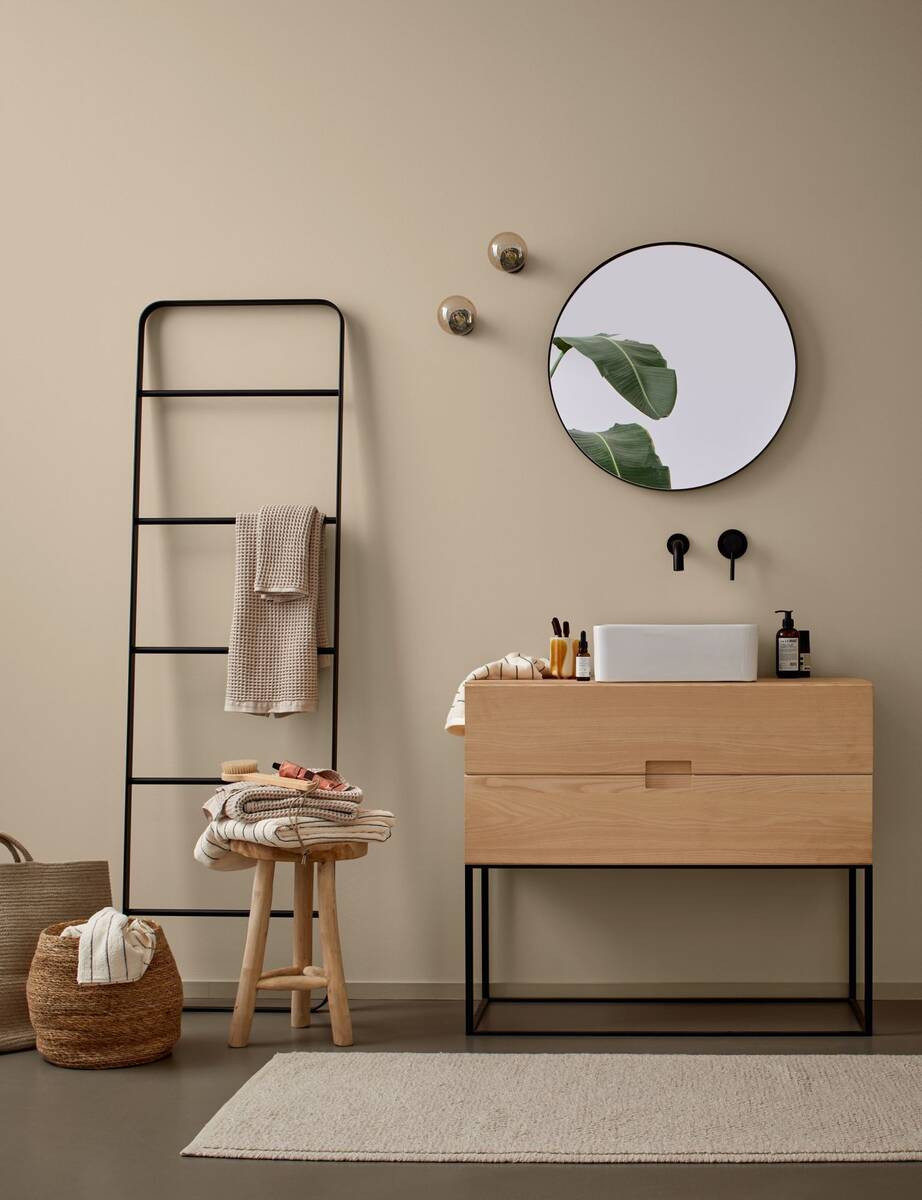 Alpina Pure Farben » Sandbeige « 2,5 l, Wand- und Deckenfarbe