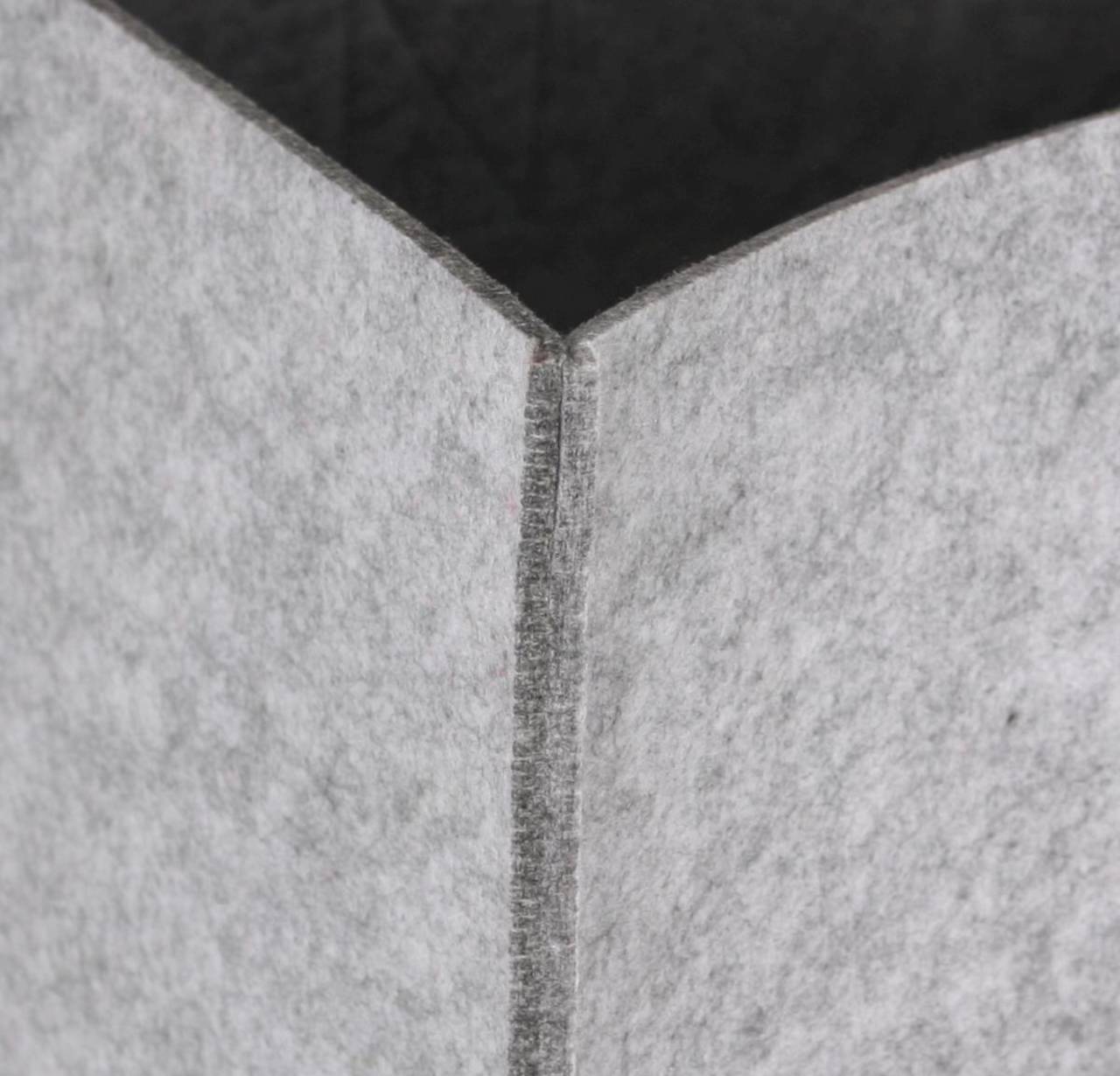 Kaminholztasche grau aus Filzstoff 5 mm mit 2 Tragegriffen 50x34x27 cm