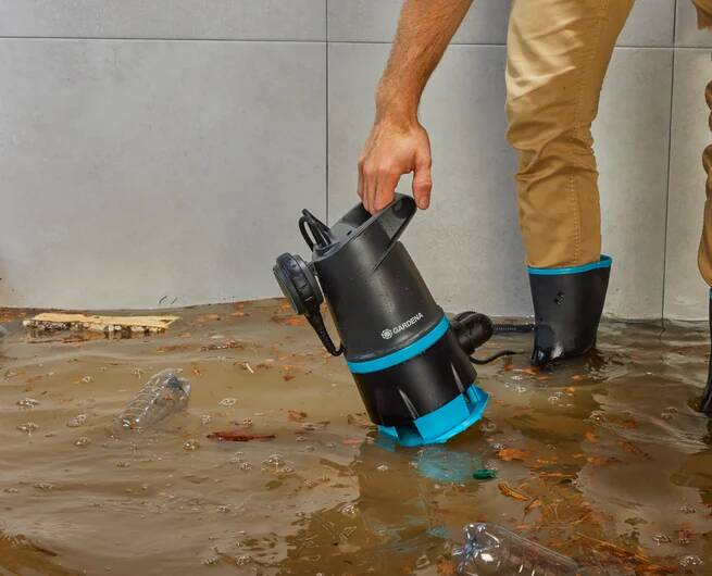 Gardena 2-in-1 Klar/Schmutzwasser-Tauchpumpe » 20000 Basic « 20000 l/h