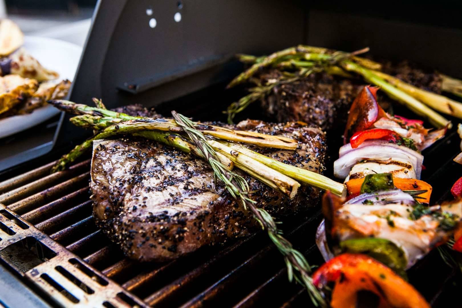 Charbroil »T5000« 3-Brenner Gasgrill - 9,9 kW - TRU-Infrared Titan