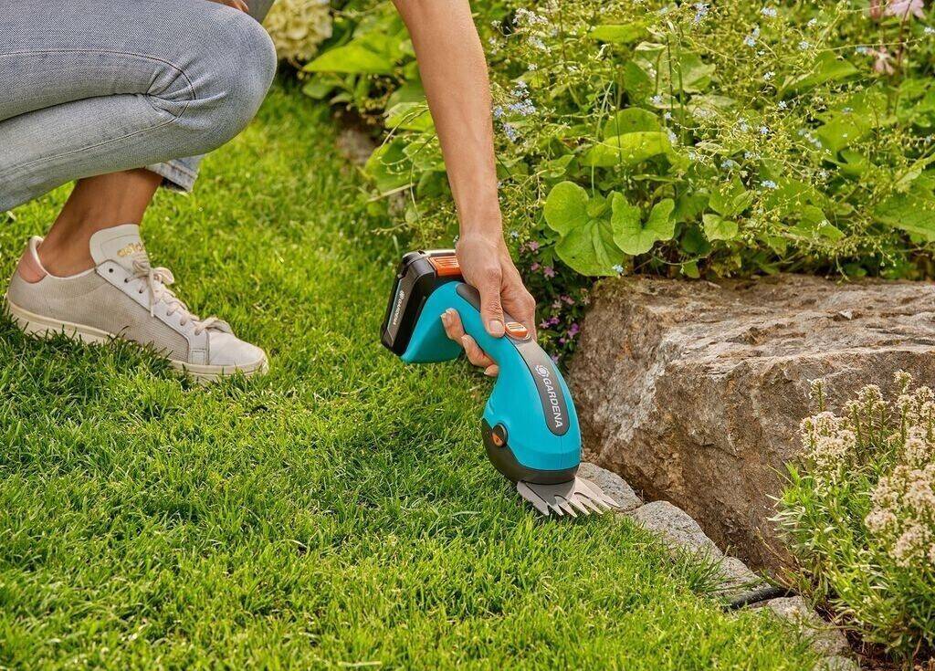 Gardena Akku Gras- und Strauchschere » PowerCut 20/18V P4A Solo «