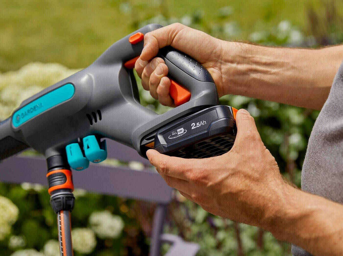 Gardena Akku-Mitteldruckreiniger » AquaClean 24/18V P4A « viel Zubehör