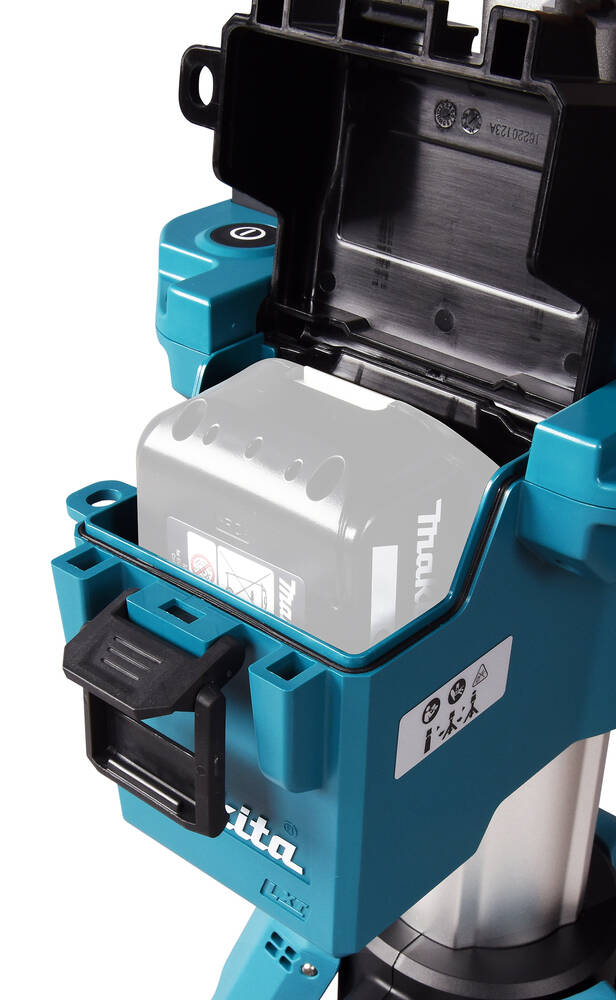 Makita LED Akku-Baustrahler » DML814 « 12 LEDs mit 3.000 lm, LXT, IP55