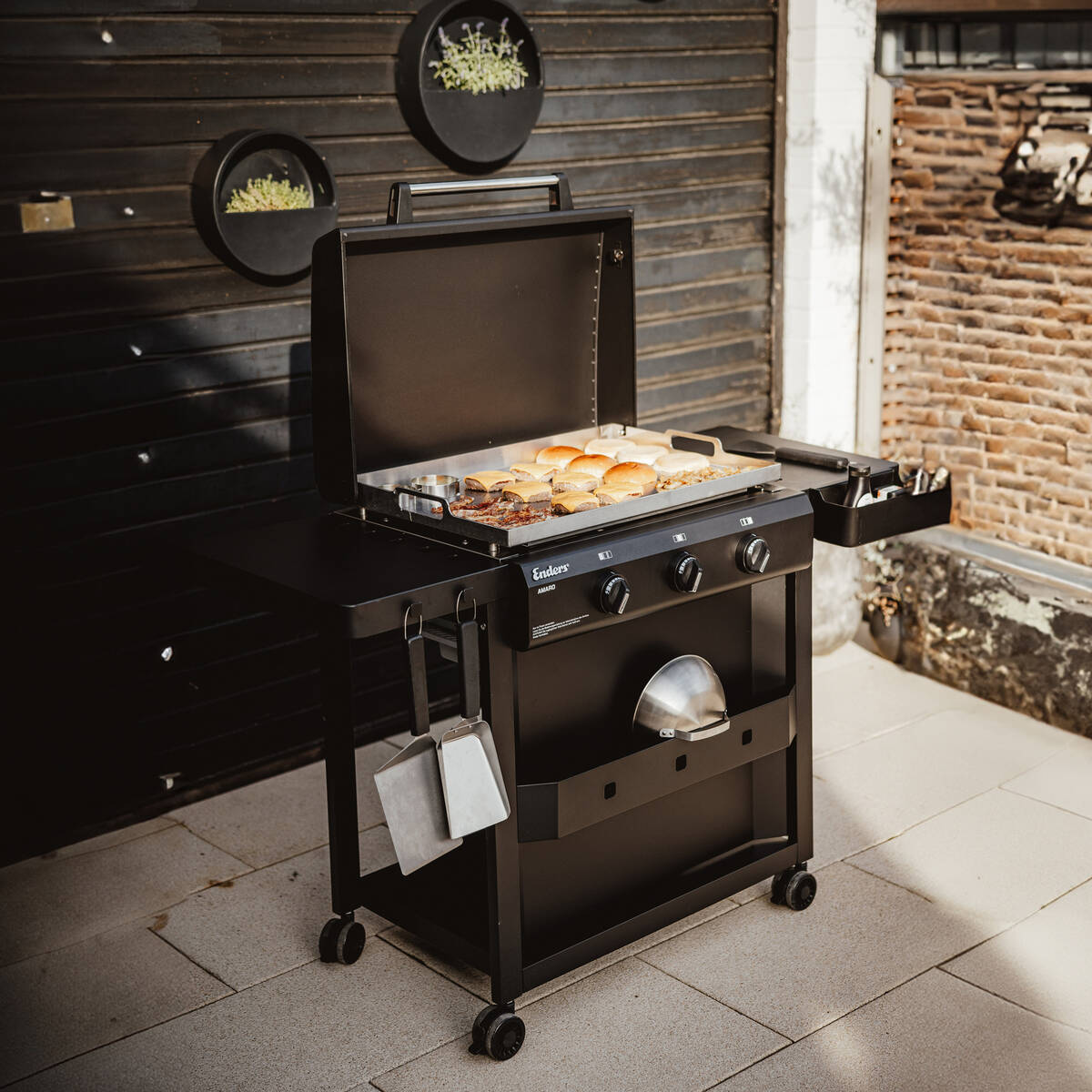 Enders Planchagrill » Amaro « Gasgrill, 9,6 kW, Grillfläche 3.140 cm²